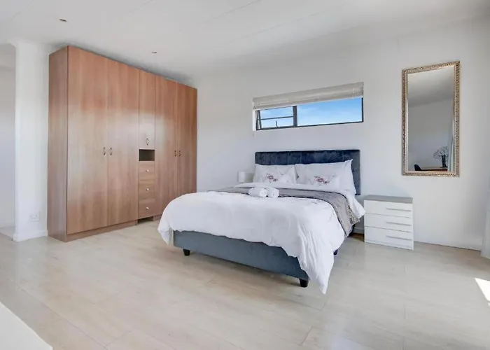 Mountain View Suite